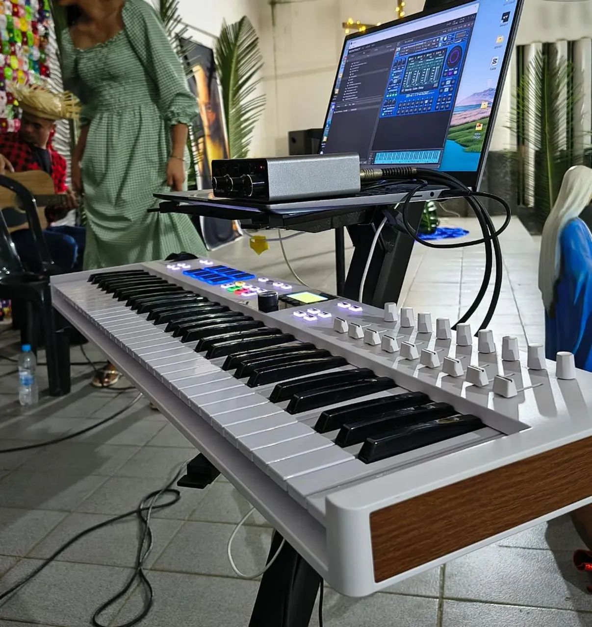 Arturia Keylab Essential 61 MK3  - Foto 2