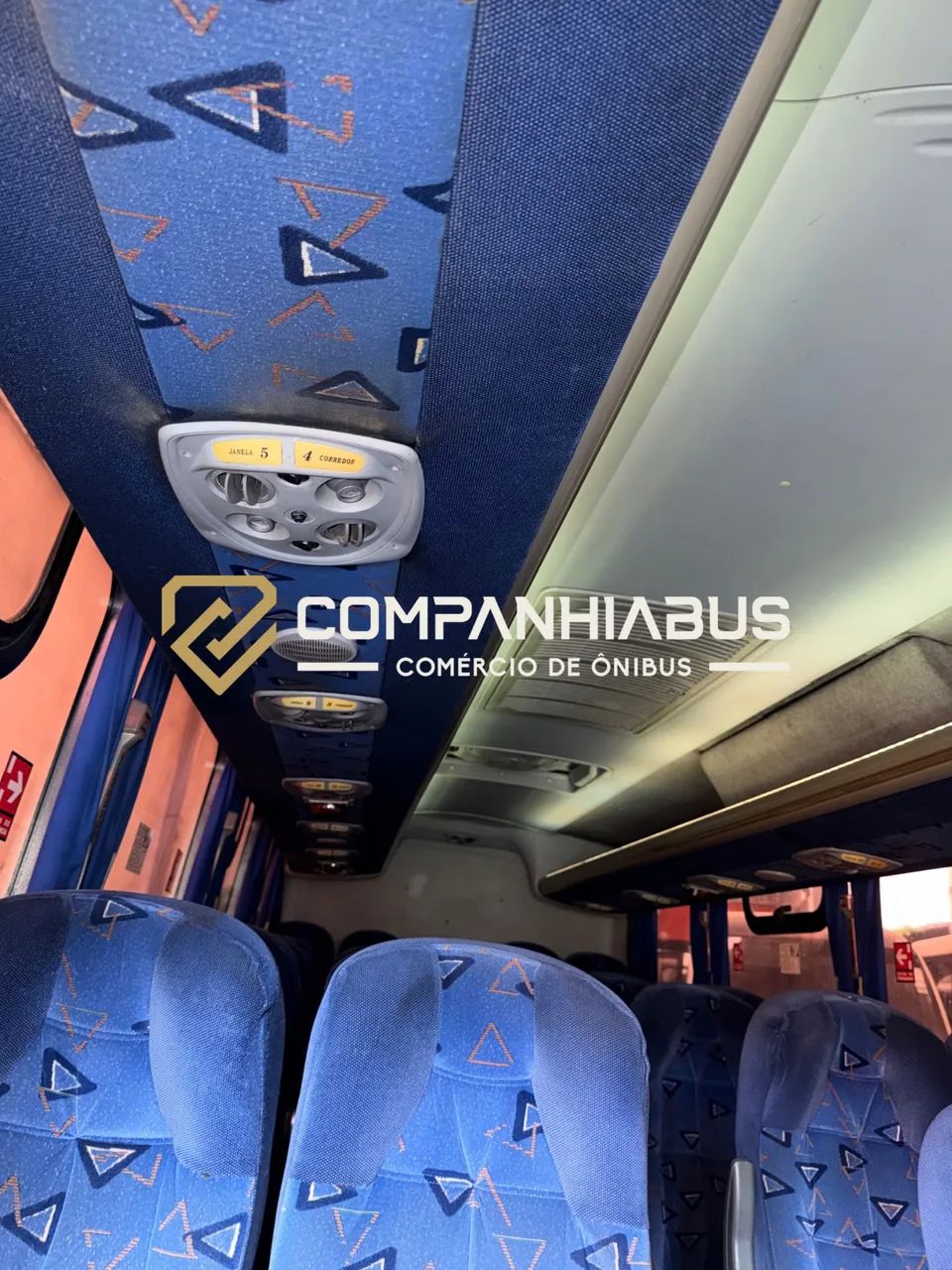 Microônibus Neobus Thunder+ 2011/2012 - Foto 13