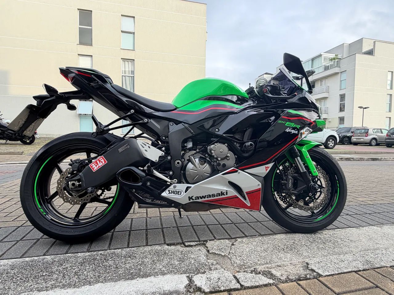Kawasaki Zx-6r 636cc 2022 - 1521056524 | OLX