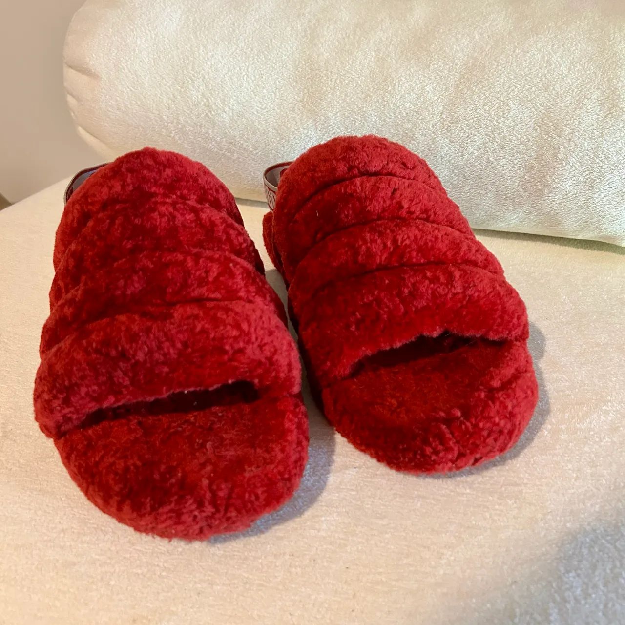 Sandália UGG Fluff - Foto 3