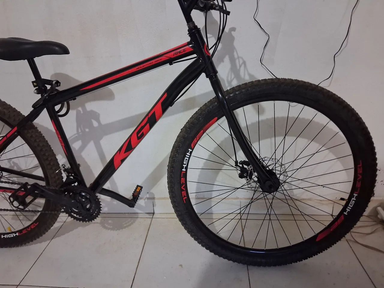 Bicicleta aro 29 nova + cadeado - Foto 3