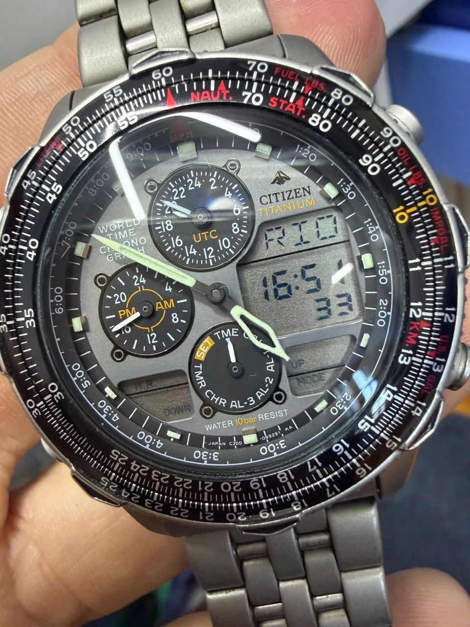 Citizen C300 Fu Titanium