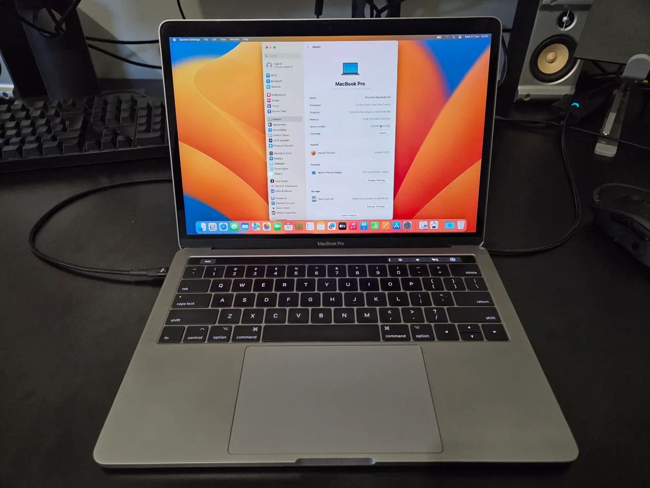 Apple MacBook Pro 2017 TouchBar 8GB / 512GB - Notebooks
