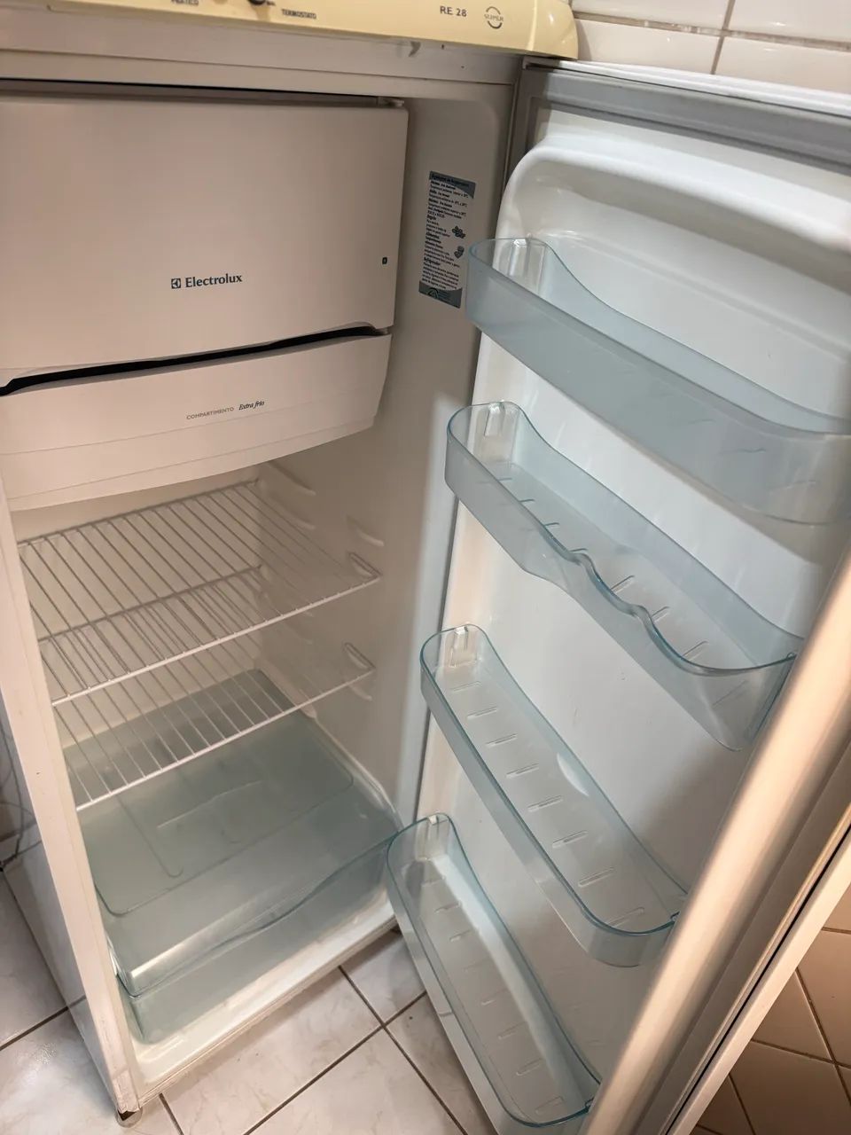 Geladeira Eletrolux em Ótimo estado - Foto 2