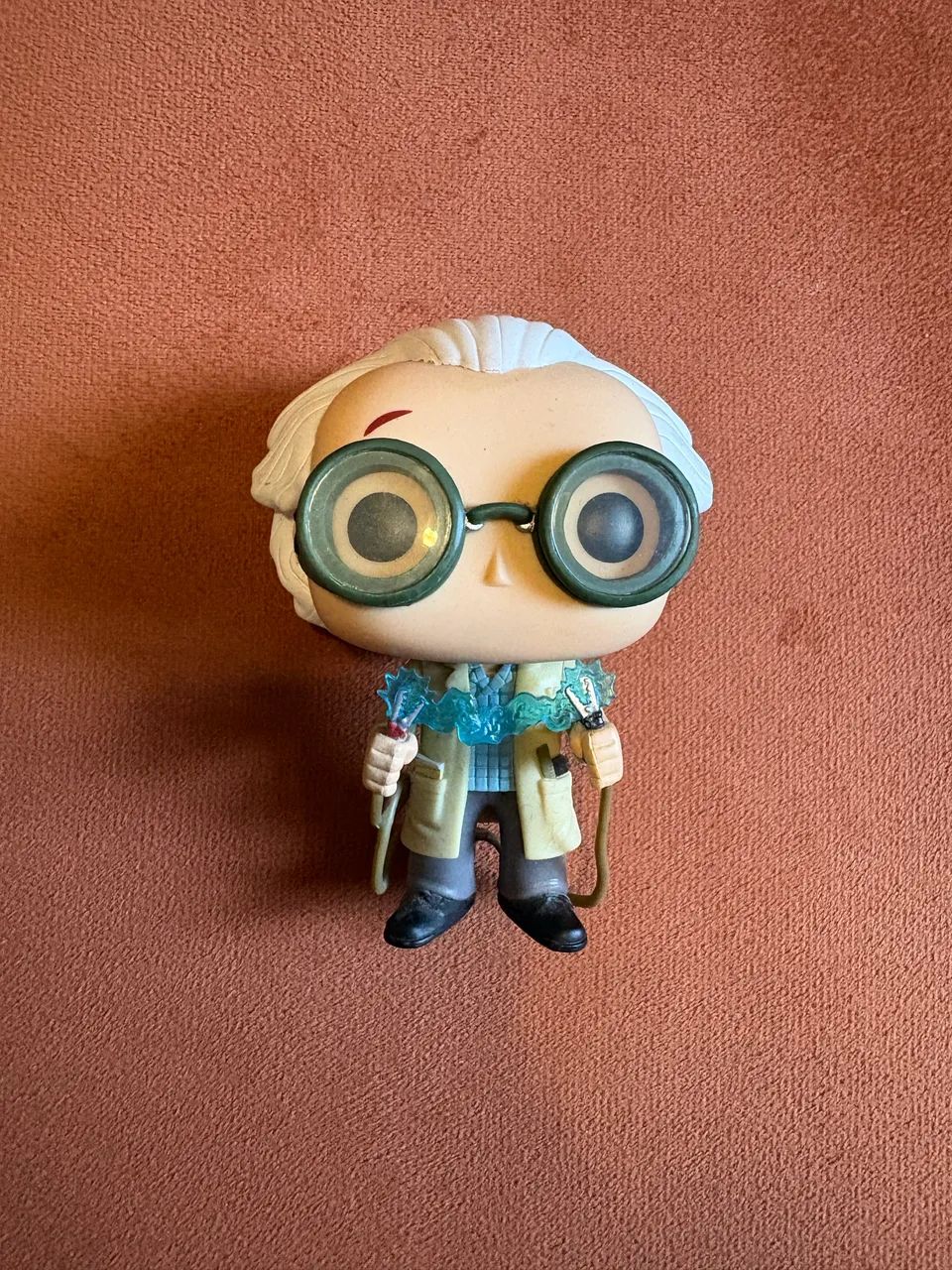 Funko pop Dr Emmet Brown original (de volta para o futuro) sem caixa