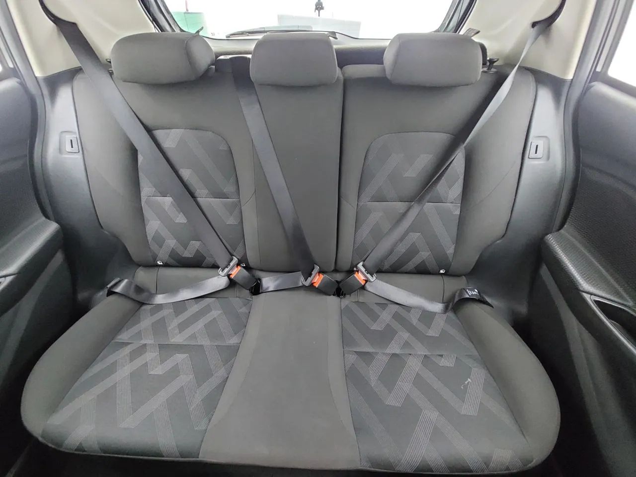 Chevrolet Onix Hatch 1.0 12V Flex Mec. 4P, foto 18 de 18