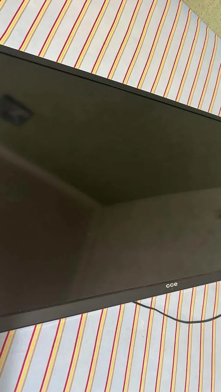 TV CCE 40 polegadas nao é smart entrego  - Foto 2