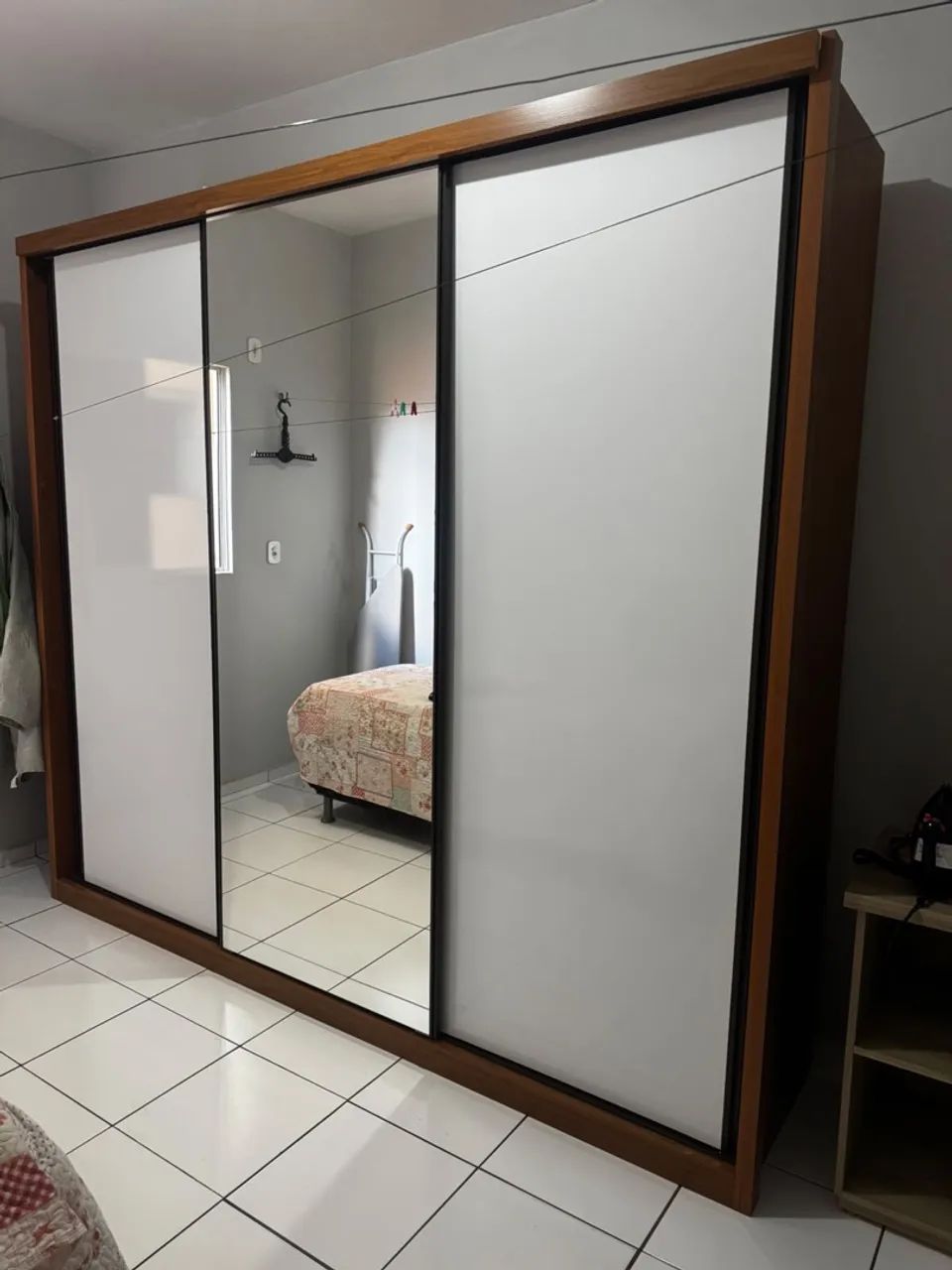 GUARDA ROUPA 