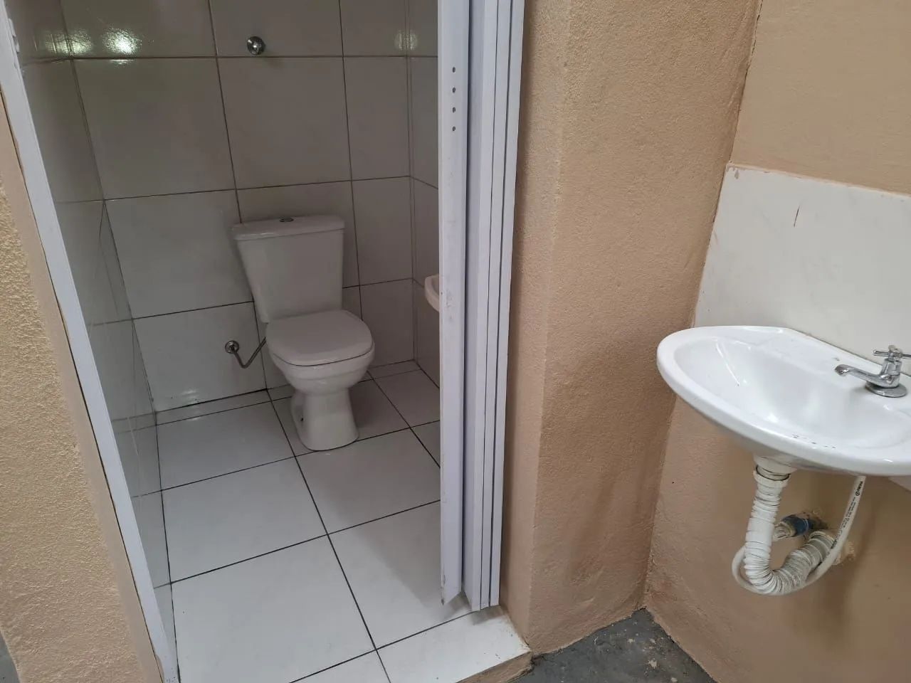 Alugo salão comercial na Av Bacabal, Pq Industrial - Foto 3
