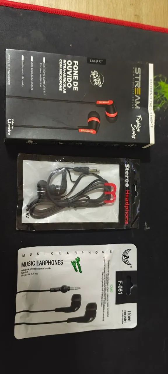 3 fones de ouvidos 