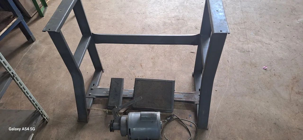 Mesa e motor para maq de costura - Foto 4