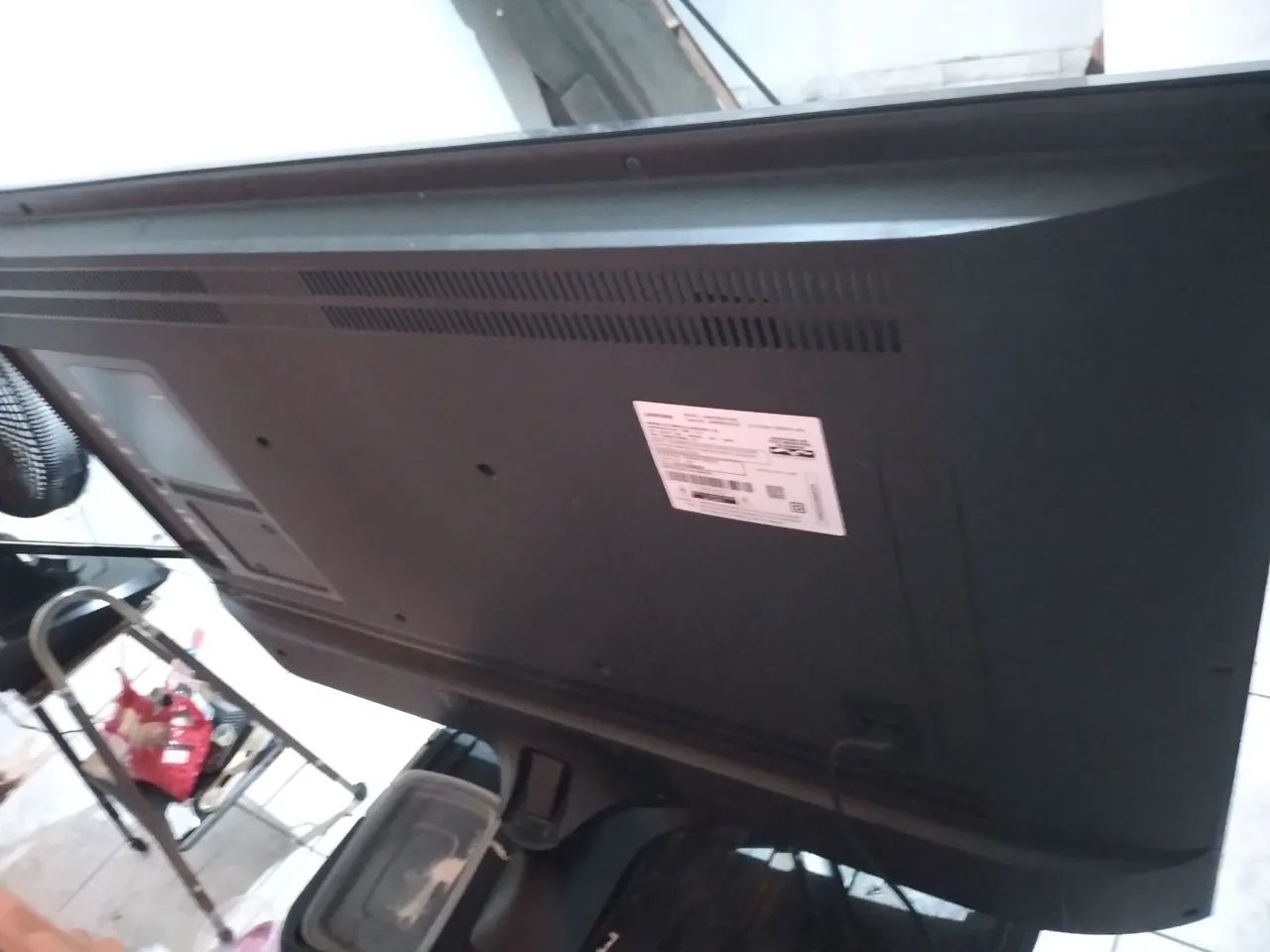 Vende-se televisão samsung smart 43 polegadas com tela quebrada. - Foto 3