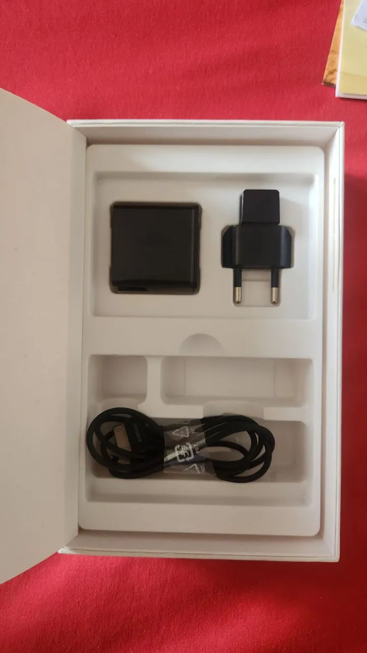 Samsung Galaxy Tab 7.0 Plus - Foto 3