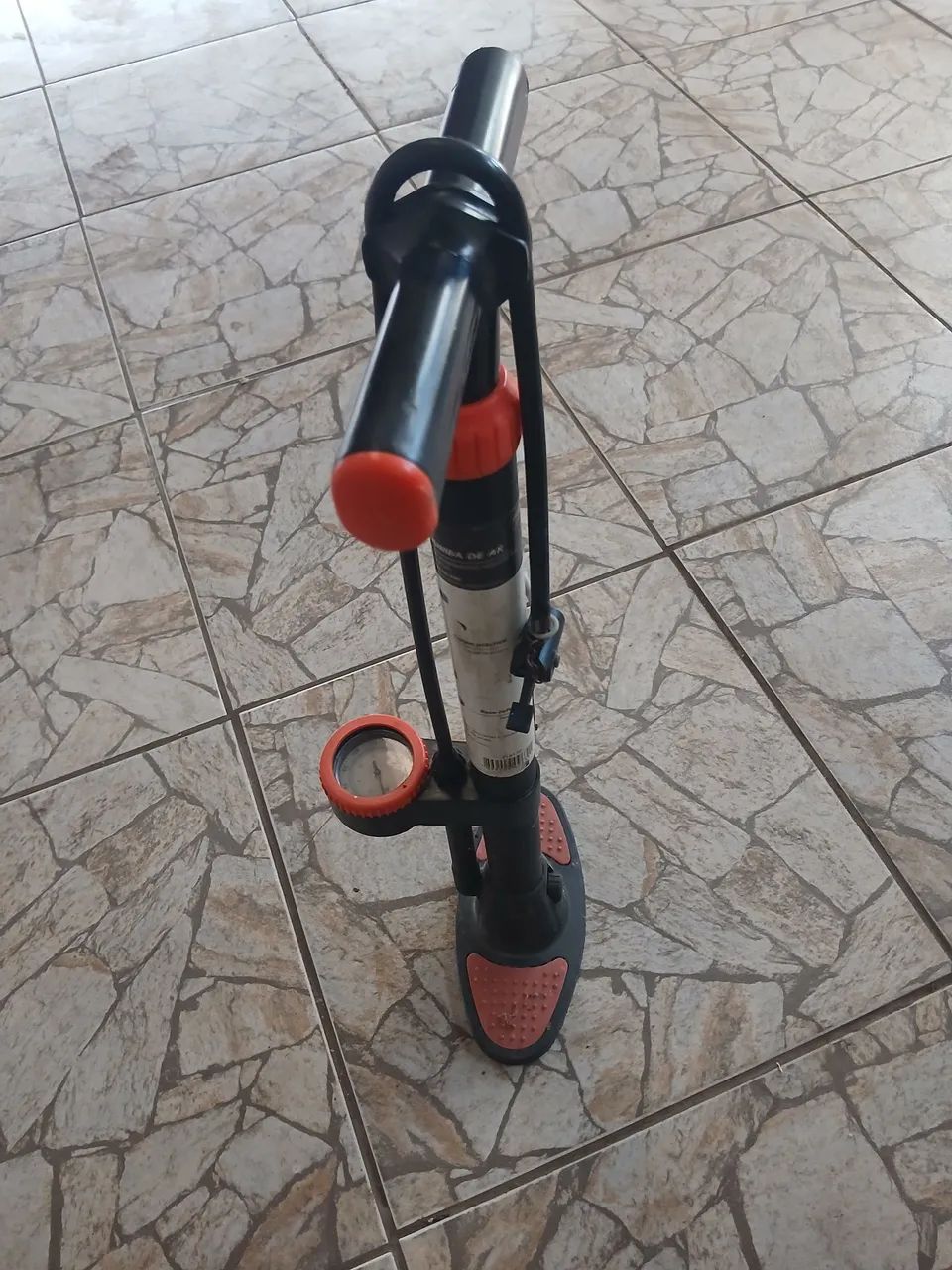Bomba de ar  (com medidor de libras)  - Foto 2