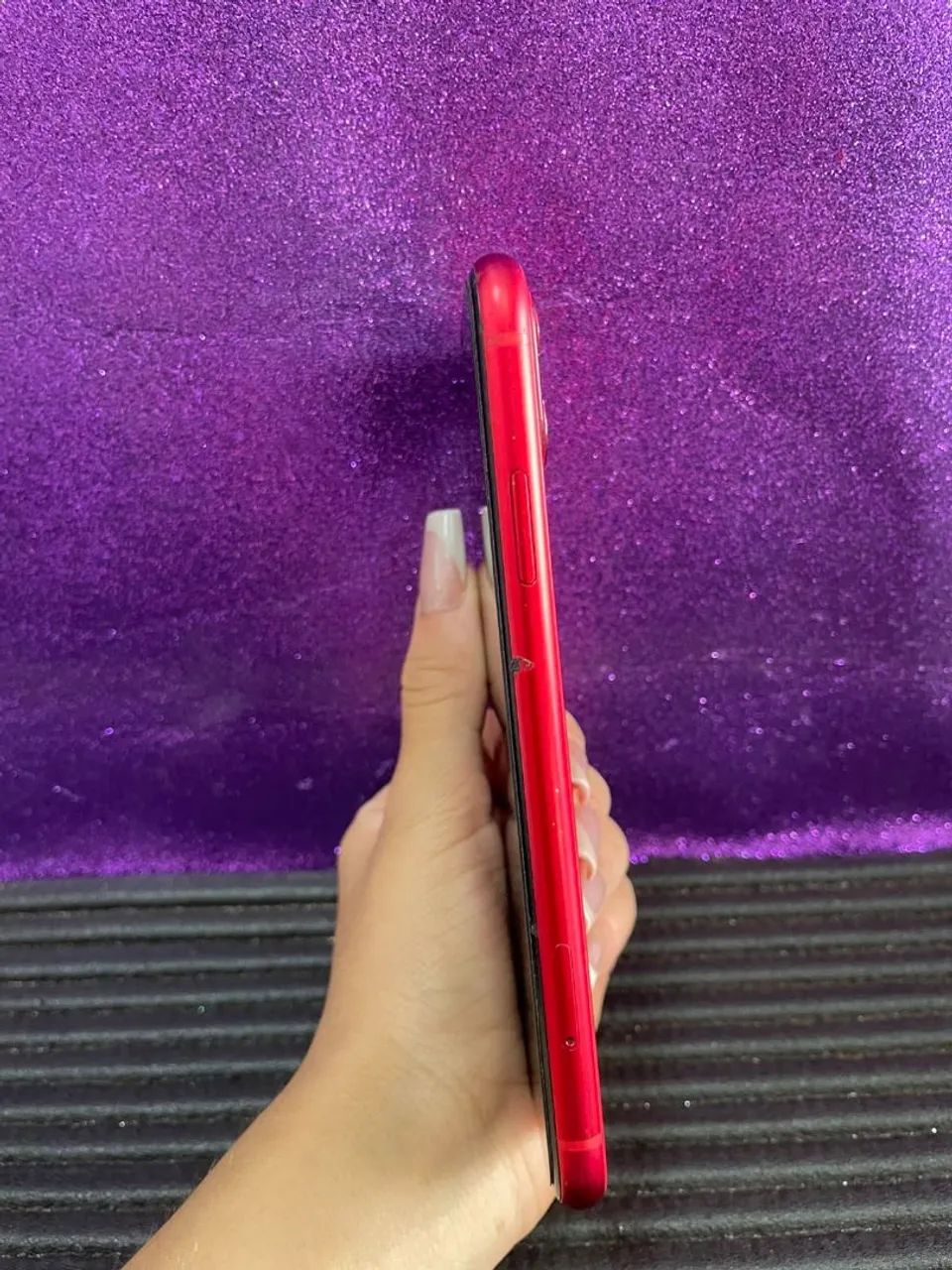 IPHONE 11 RED 64GB - Foto 3