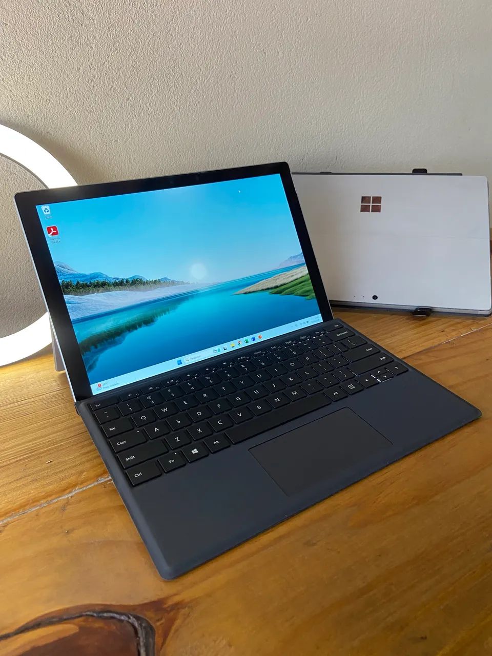 Microsoft Surface Pro6 / Tela Touchscreen / i5 8ª Gen / 8GB RAM