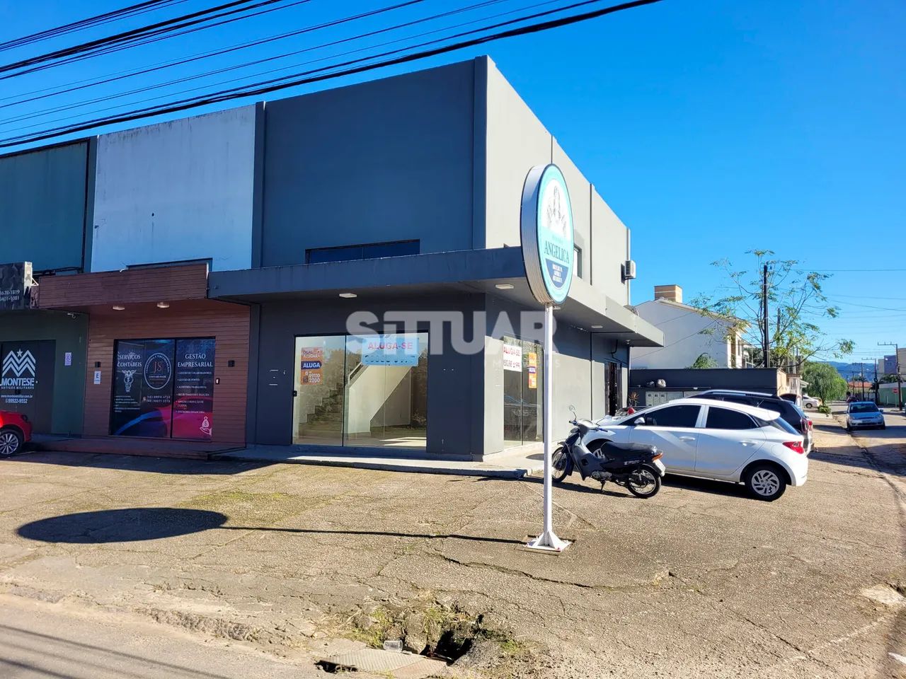 Sala Comercial de esquina à Venda  Revoredo, Tubarão, SC