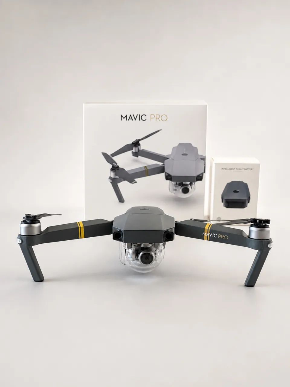 Drone DJI MAVIC PRO na caixa ANATEL - completo com diversos acessórios e bateria extra . - Foto 2