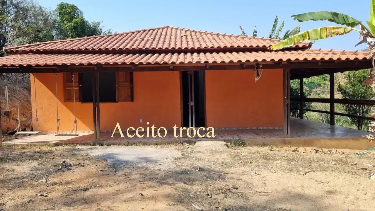 Sítio em Piracema MG Ótima localização com agua corrente aceito carro 199 MIL