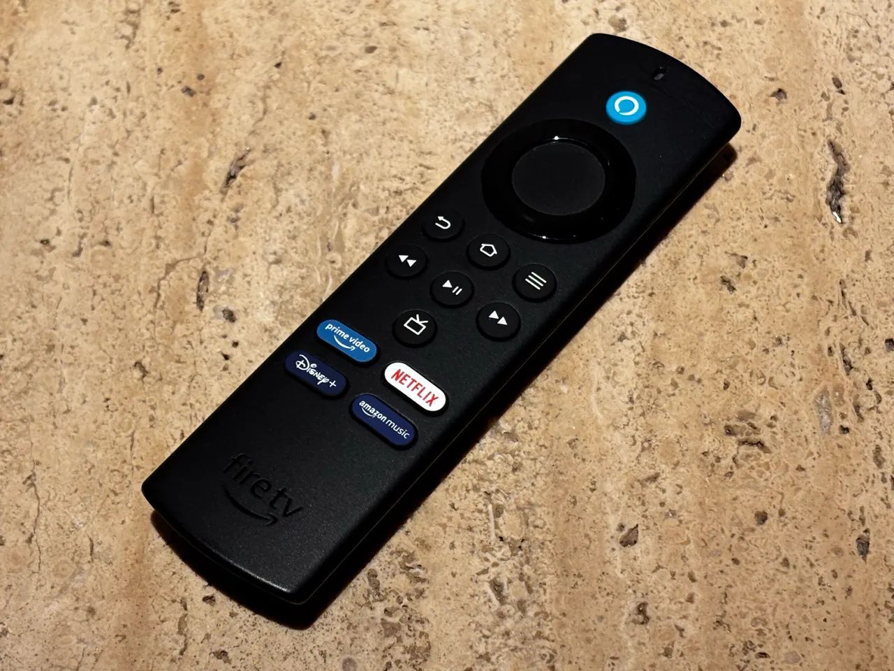 Amazon Fire TV Stick 3ª Geração Full HD com Alexa - Completo - Foto 2