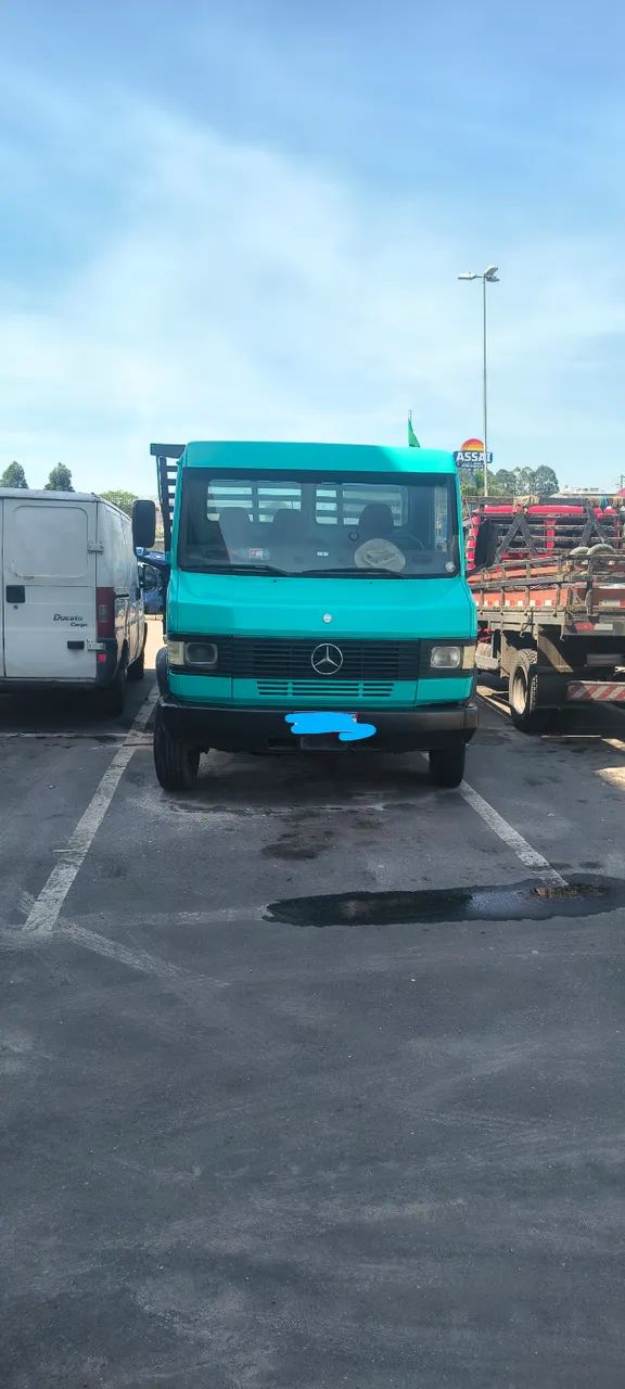 Mercedes 709 - Foto 2