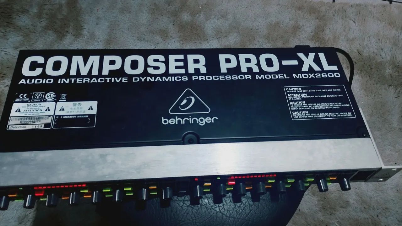 Composer pro -xl Behringer MDX2600 - Foto 2