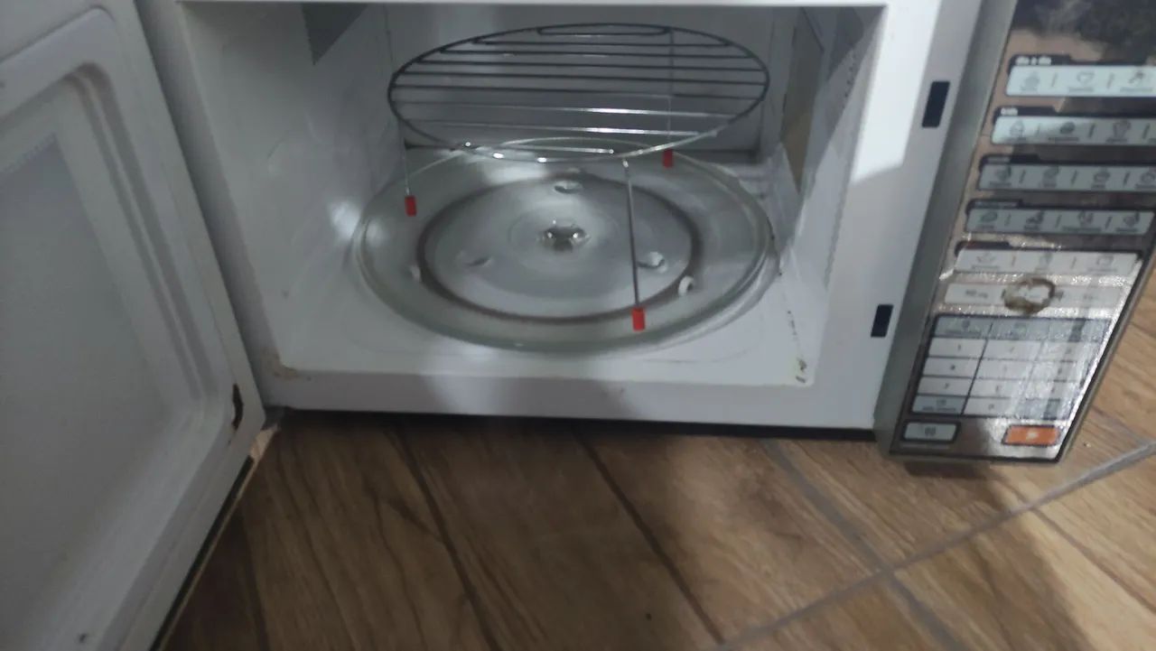 Microondas e ventilador  - Foto 2