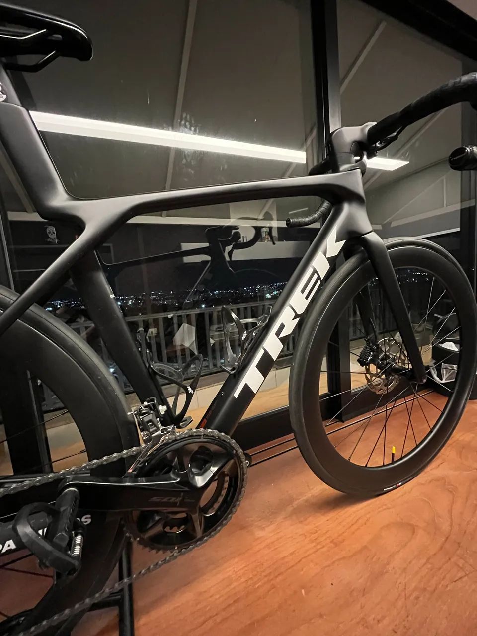 TREK MADONE SL5 G8 - Foto 4