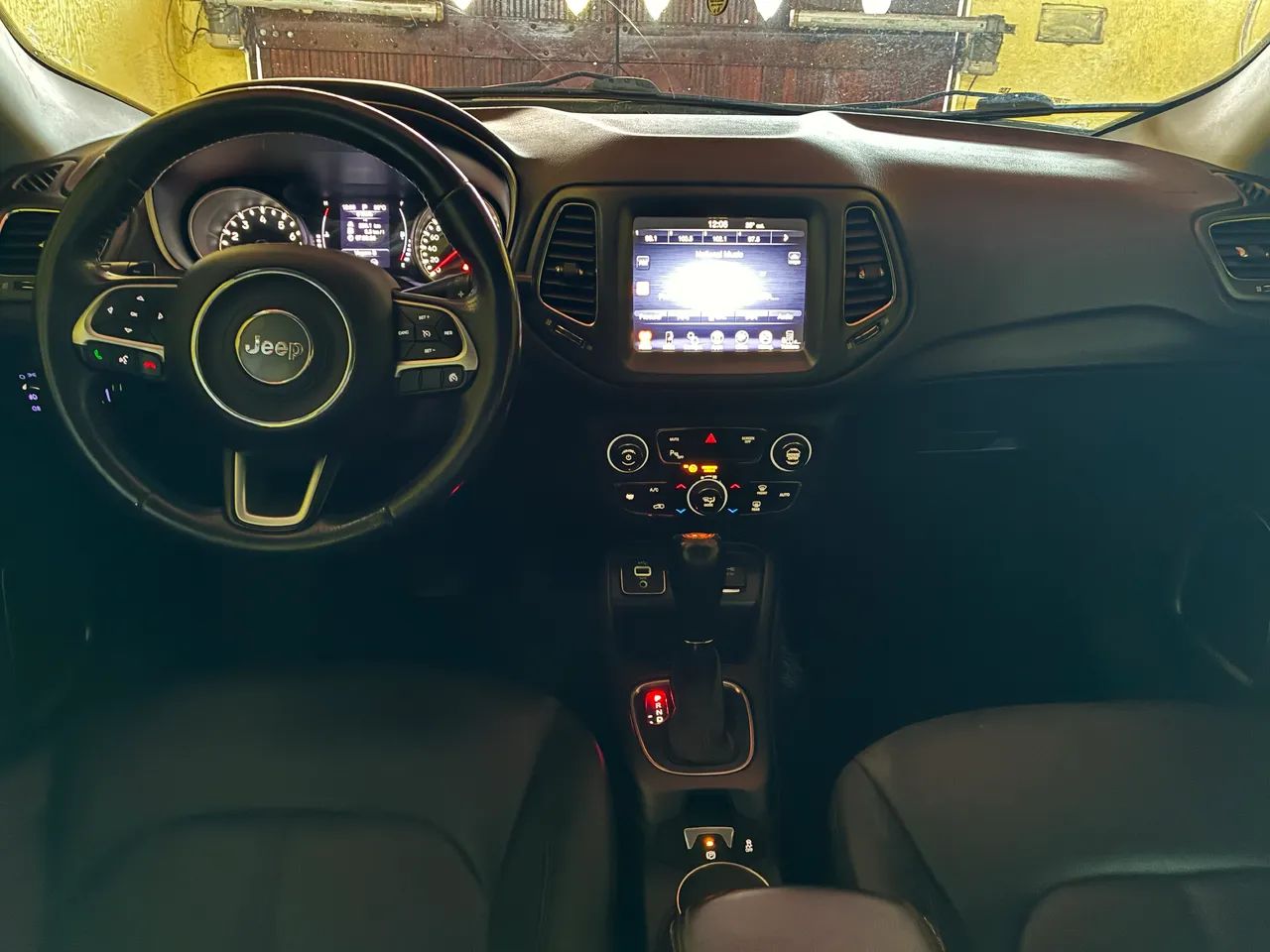 Jeep Compass Longitude 2.0 4X2 Flex 16V Aut. 2017 - Foto 2