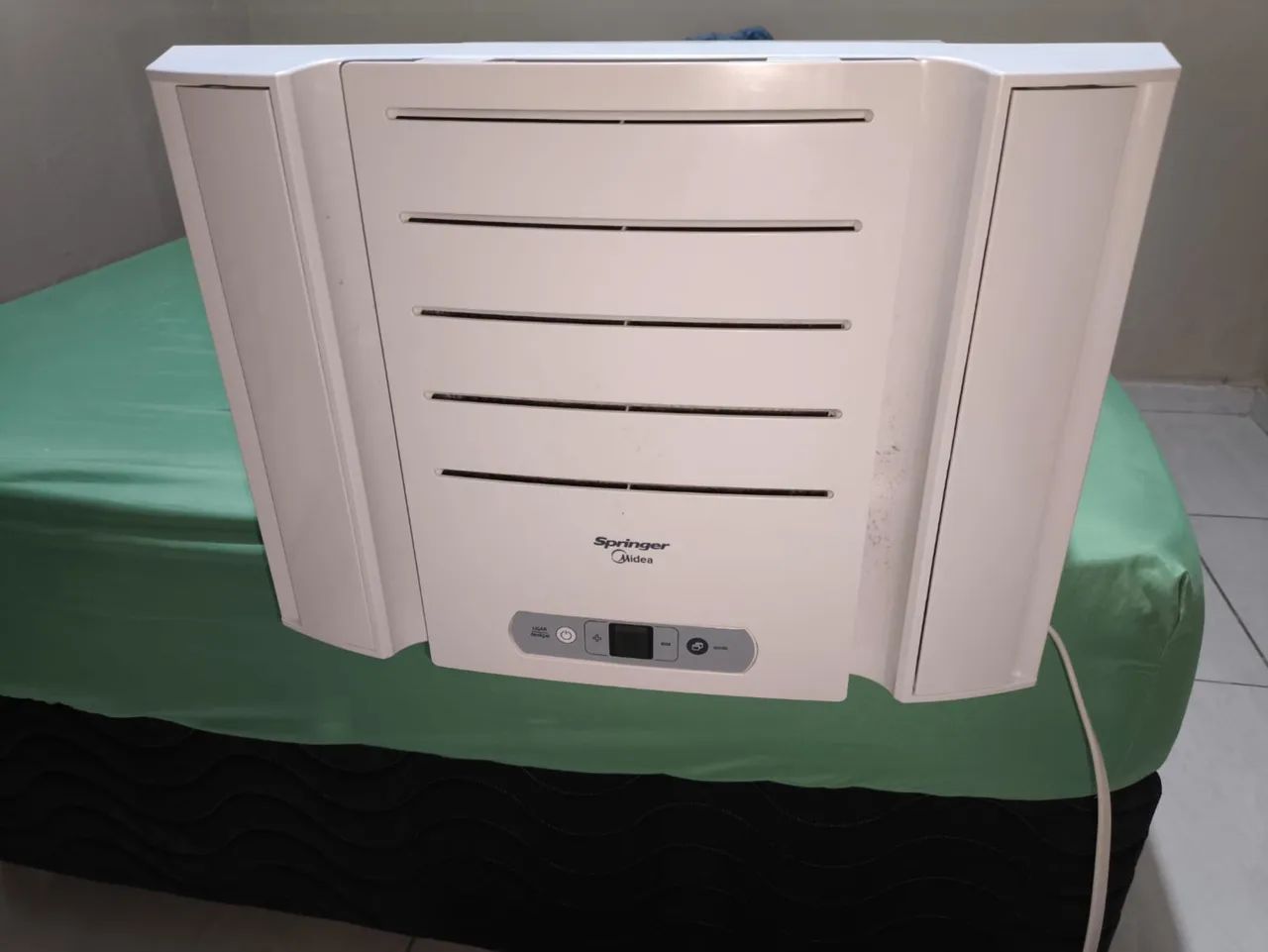 Vendo ar condicionado seminovo  - Foto 2