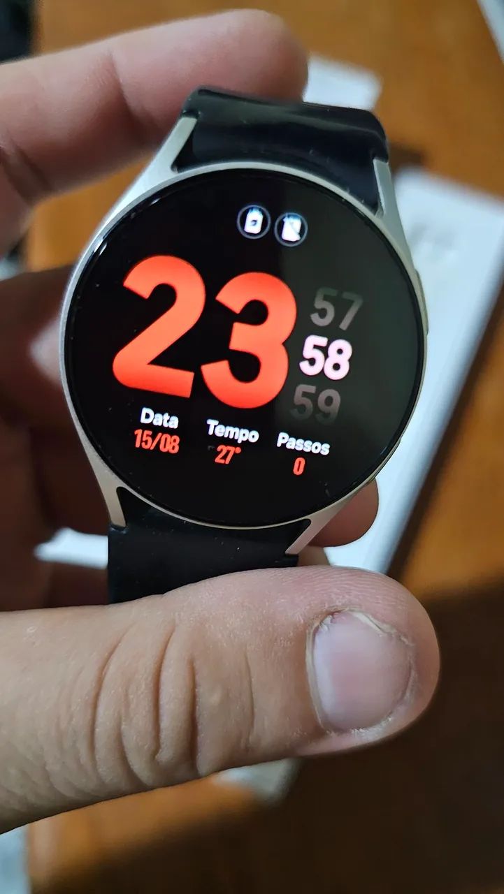 Samsung Galaxy Watch 7 40 mm - Foto 2