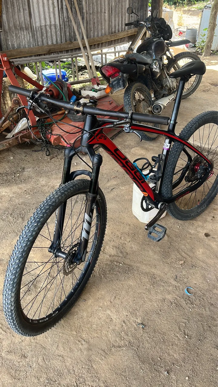 Specialized Stump Jumper - Ciclismo - André Carloni, Serra