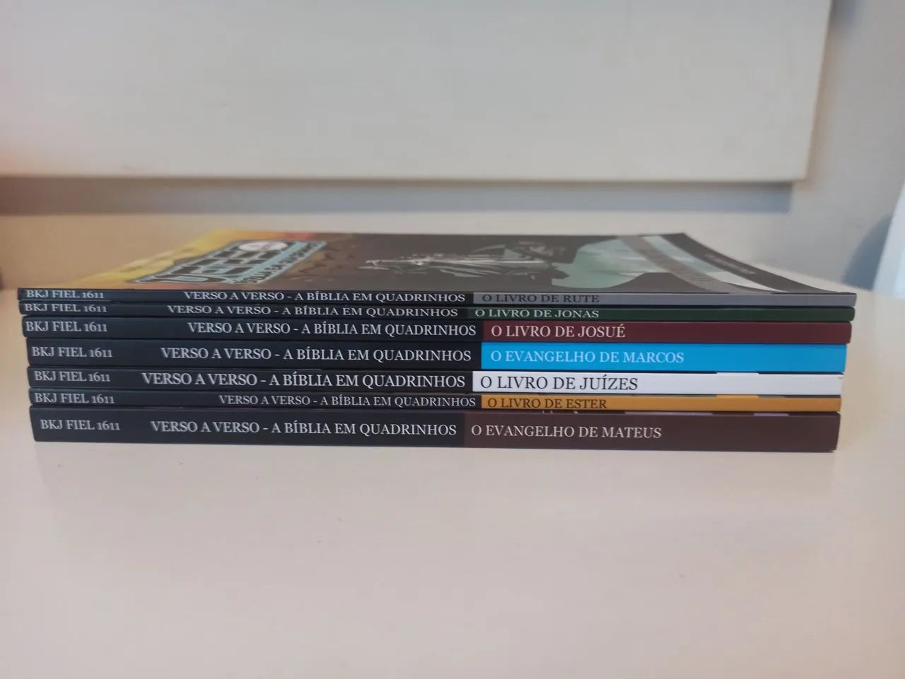 Kit 7 livros da bíblia em quadrinhos (verso a verso) - Foto 2