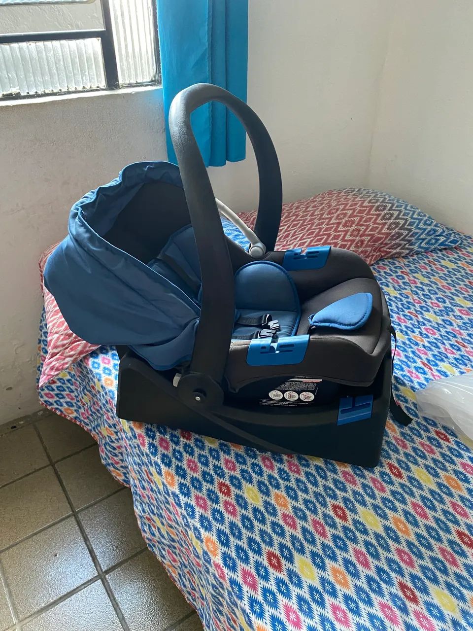 Bebê conforto com isofix 