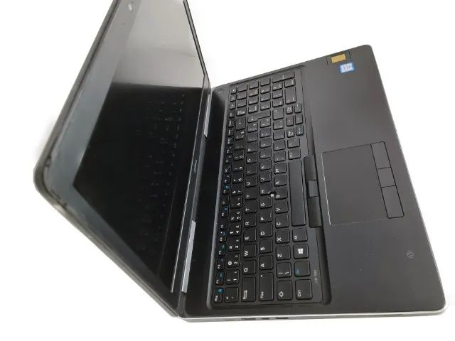 DELL PRECISION 7520 Core i7 Sexta Geração - RAM 8GB - HD 256GB SSD