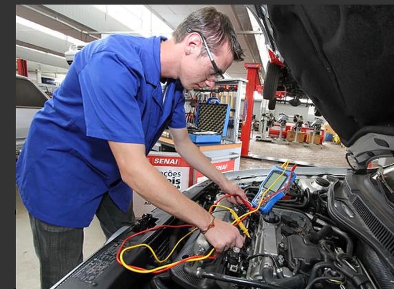 Eletricista automotivo 