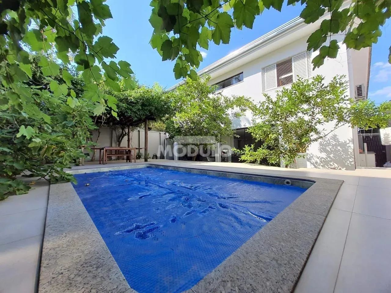 Excelente Sobrado condominio Barcelona