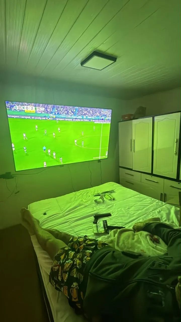 TELEVISAO 85 POLEGADAS NOVA - 1 MÊS DE USO - Foto 3