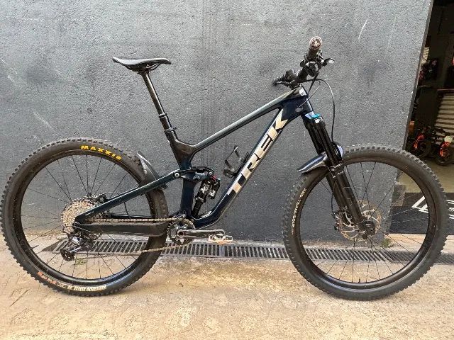 Trek Slash 9.7 2024 L - Fox 36 / XT / Garantia até 2027 - Ciclismo