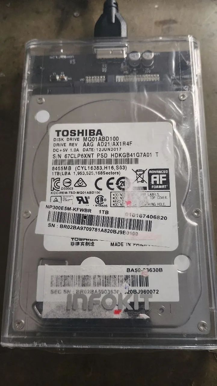 HD externa 1tera Toshiba 