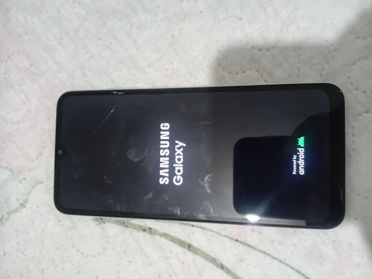 Vende-se celular Samsung  - Foto 3
