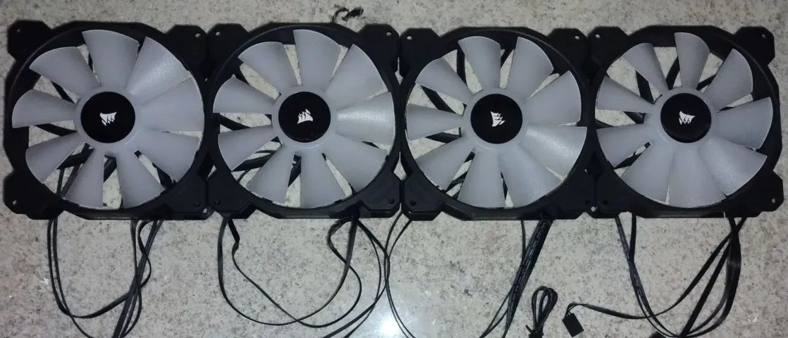 (x4) Corsair SP140 RGB ELITE (140mm) - Foto 2