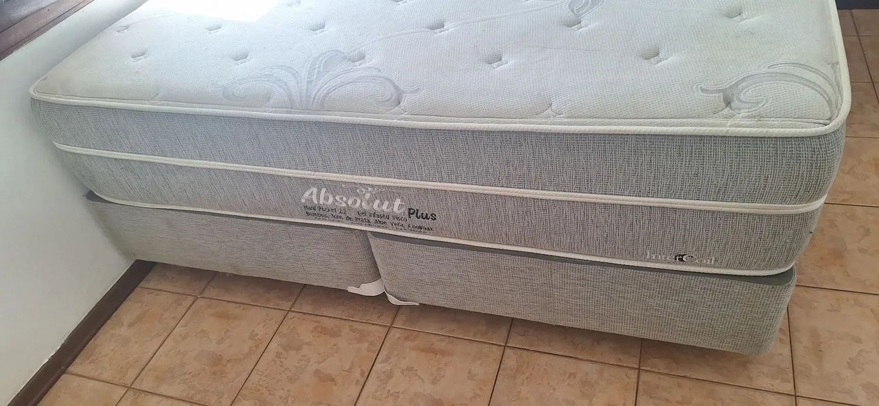 Cama box king size  com cabeceira  - Foto 3
