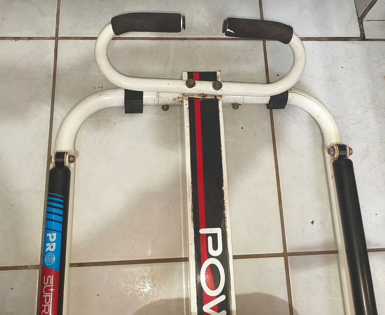 Aparelho simulador de remo seco hidráulico - Foto 2