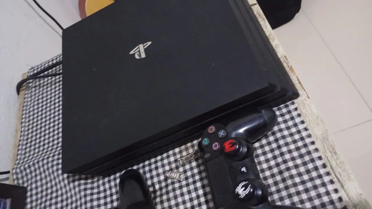PlayStation 4 pro - Foto 3