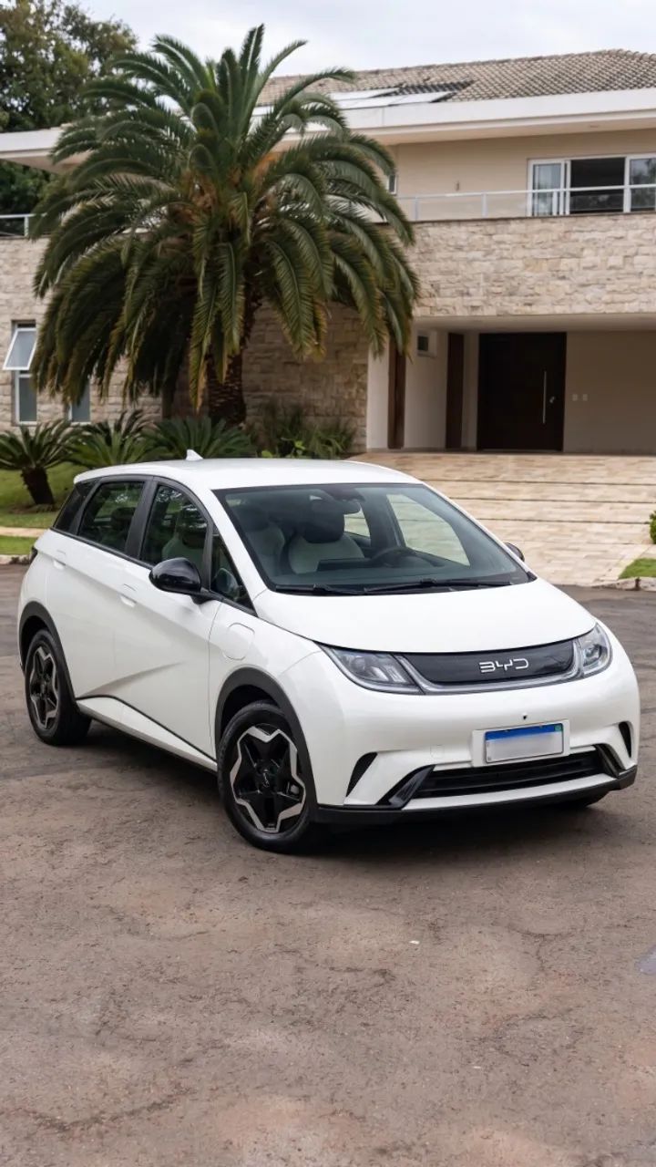 BYD Dolphin EV (Elétrico) 2024