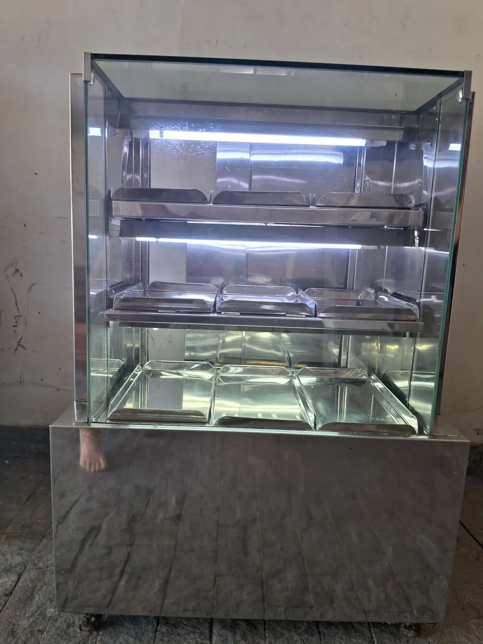 Estufa Salgados 9 Bandejas
