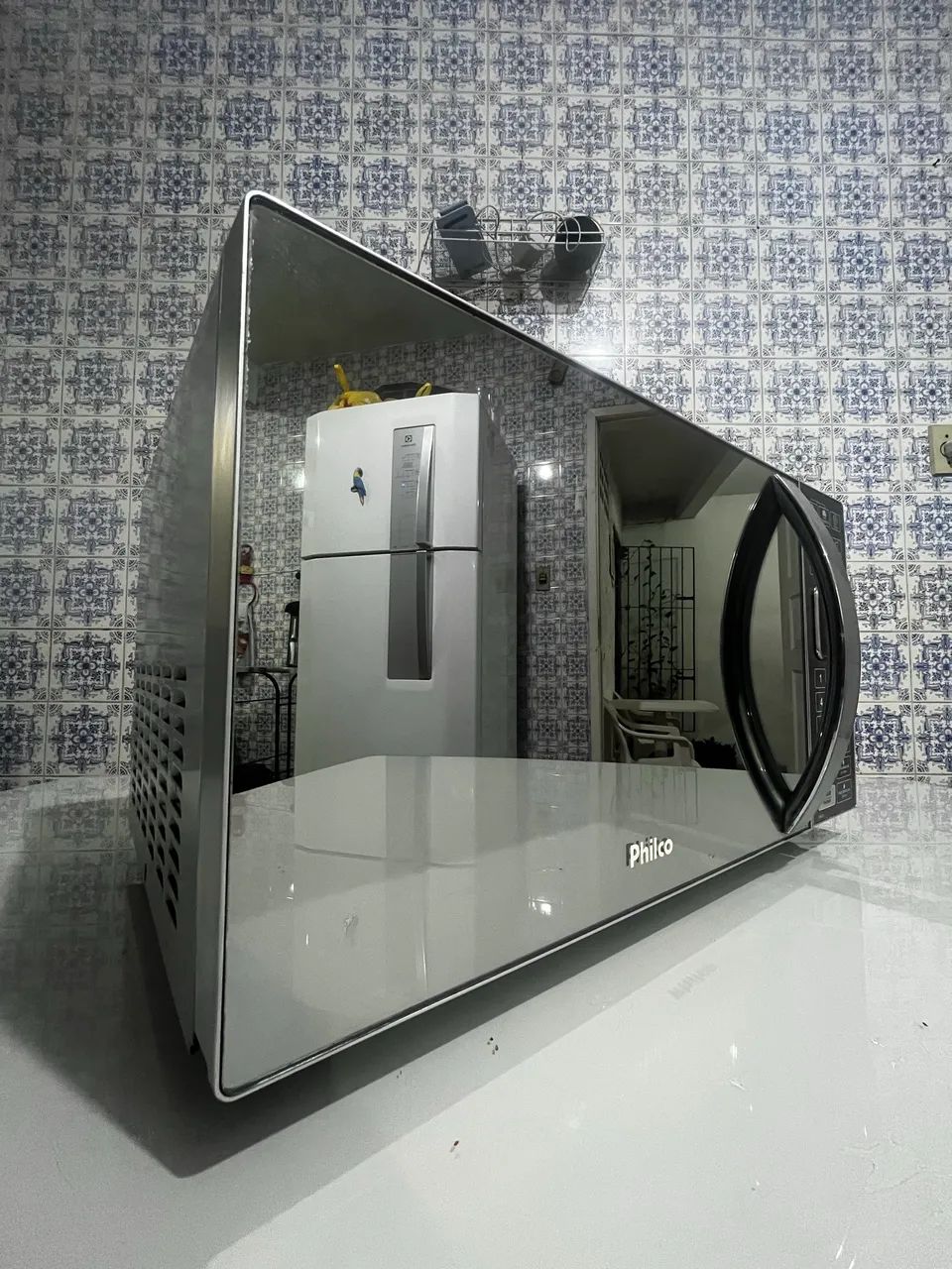 Microondas Espelhado Philco 25L