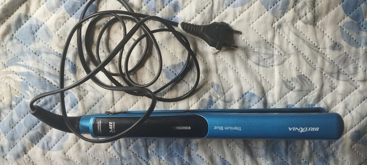 Prancha de cabelo Britânia Titanium BLUE  - Foto 2