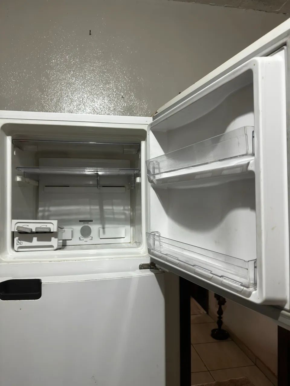 Geladeira Brastemp 400L semi nova  - Foto 4